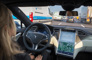 driving-smart-car-technology
